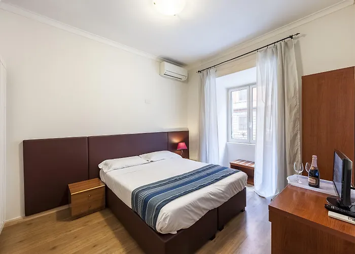 Szálloda California 3*