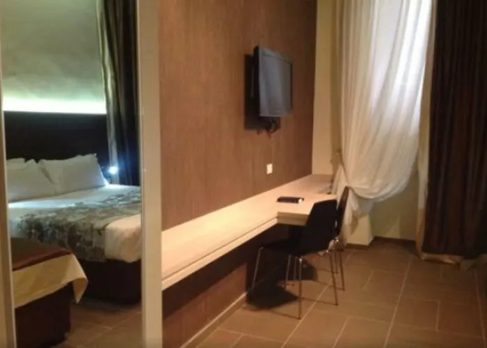 Hotel California 3*